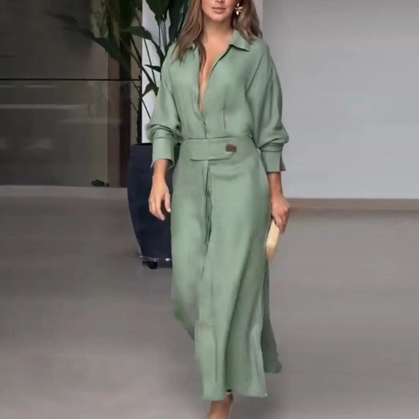 Casual dress // V-neck