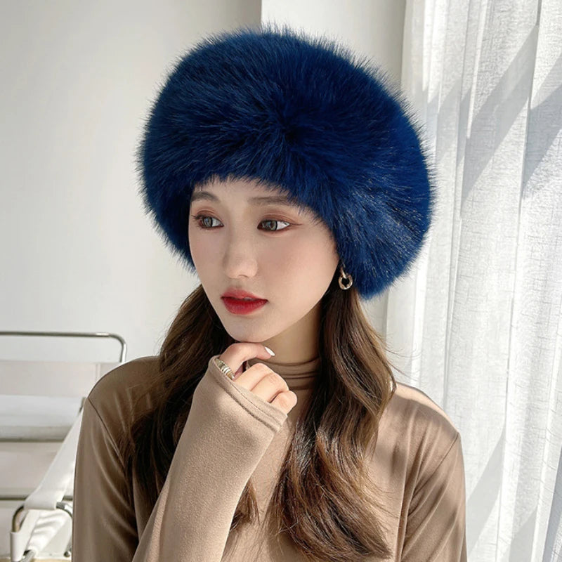 WinterWarmth Can: Ladies Fashion