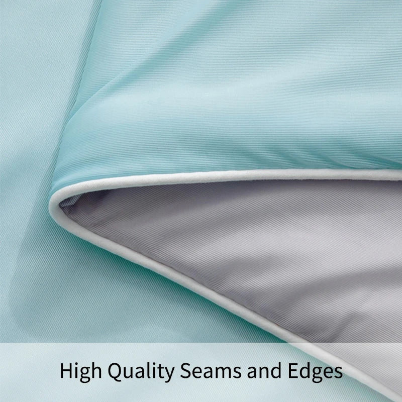 Silky cooling duvet