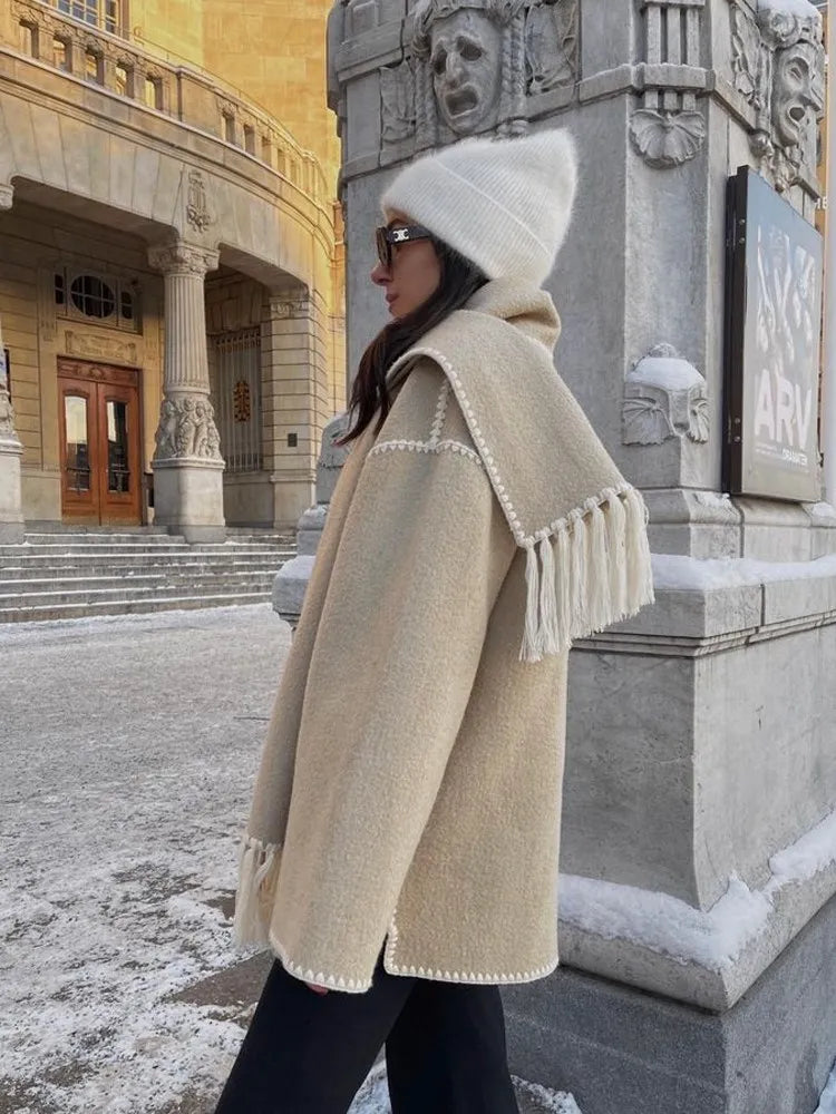 WinterCharm™ | Chic Winter Coat for Women with Scarf