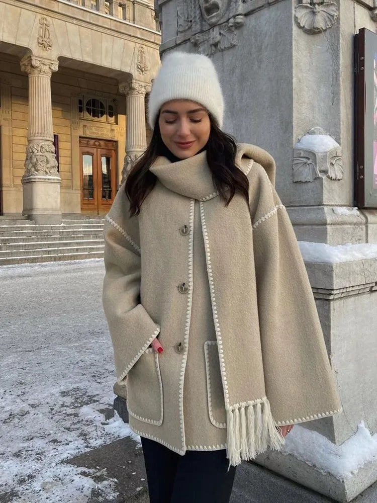 WinterCharm™ | Chic Winter Coat for Women with Scarf